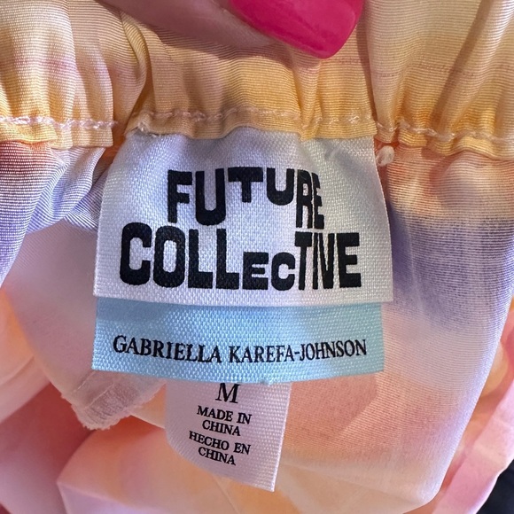 Future Collective x Gabriella Karefa-Johnson
Paperbag Shorts - Size Medium - Picture 6 of 6
